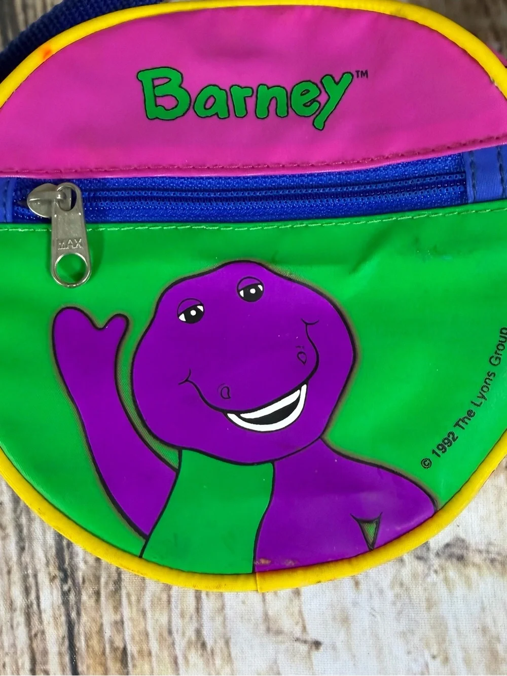 Vintage 1992 Barney Round Crossbody Bag Coin Purse Kids Lyons Group Vintage Rare